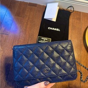 Chanel Wallet on a Chain in Navy Caviar leather with silver hardware